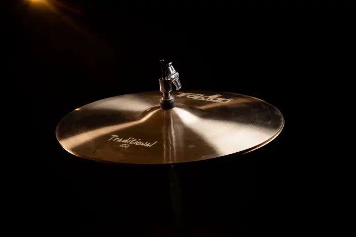 Traditionelles Hi-Hat-Becken