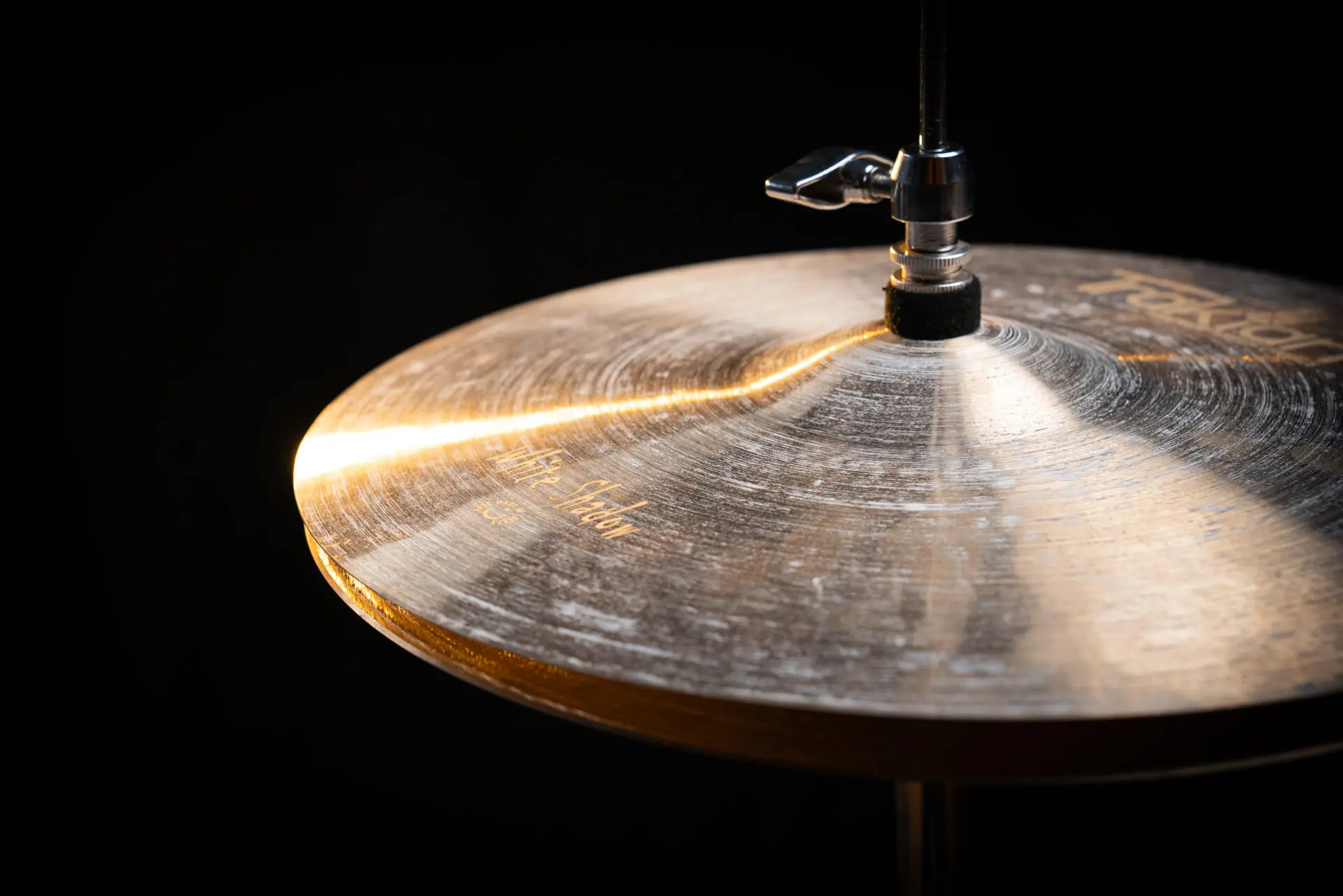 ホワイト・シャドウ・ハイハット・ヤクン 1 ホワイトシャドウ・ハイハット