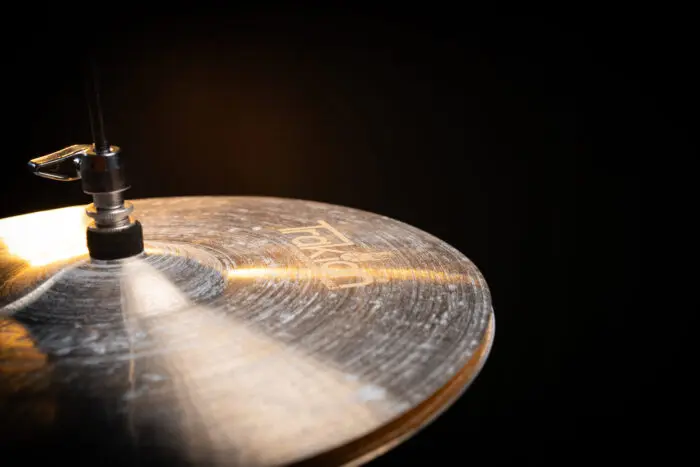 white shadow hi hat